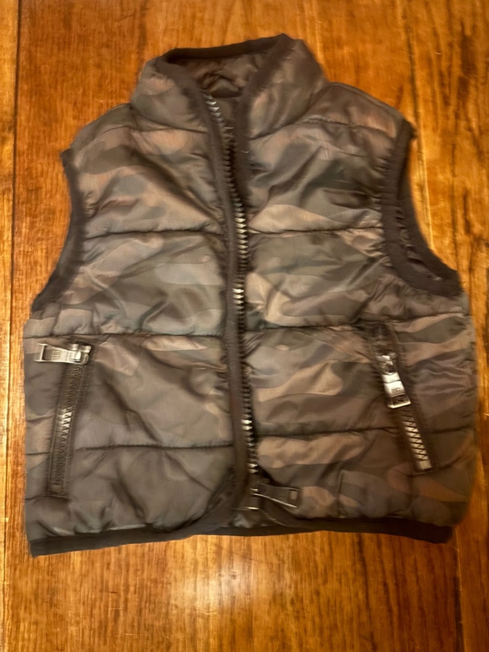 Urban republic Camo Quilted Puffer Vest